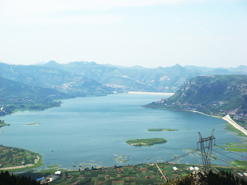 遠(yuǎn)山 湖泊
