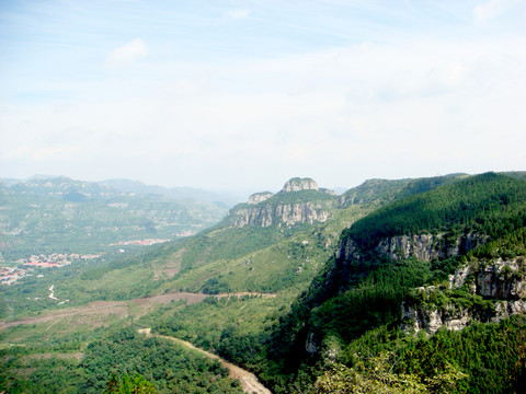 高山丘壑
