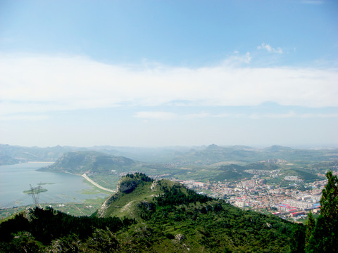遠(yuǎn)山 湖泊