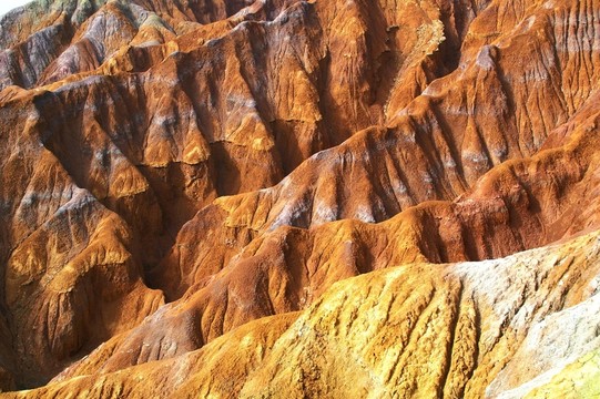 新疆硫磺溝風景