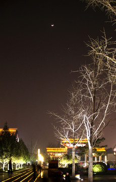 大雁塔北廣場夜月