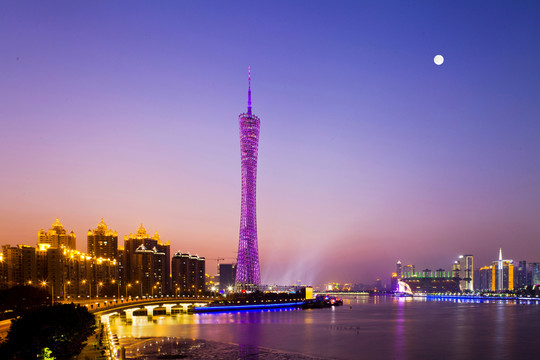 廣州塔月夜