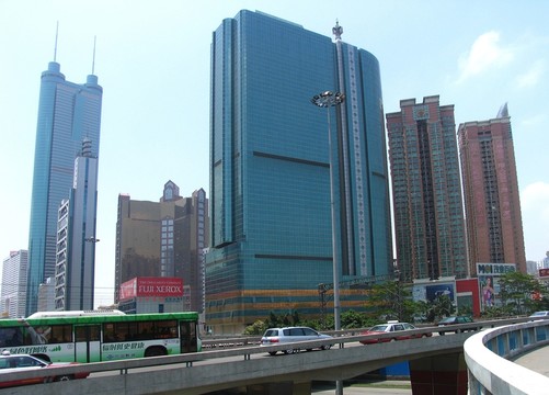 深圳 市區(qū)街景