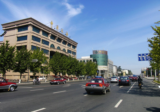 鞍山市市區(qū)風(fēng)光