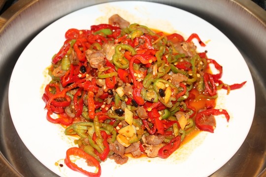 爆炒羊肉盤裝