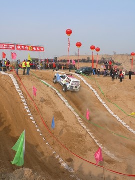 越野一族賽車