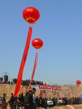 越野一族賽車發(fā)車臺(tái)