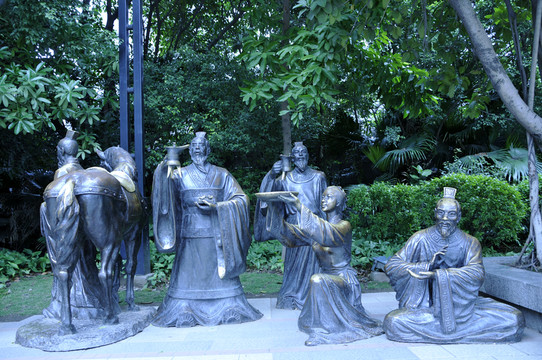 荔灣湖公園 銅像秦始皇