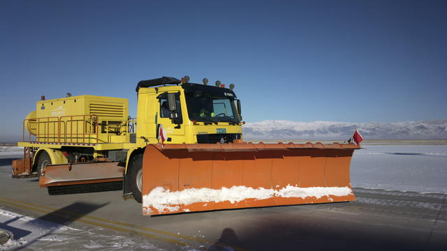 推雪車(chē)