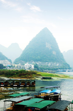 陽(yáng)朔漓江風(fēng)光