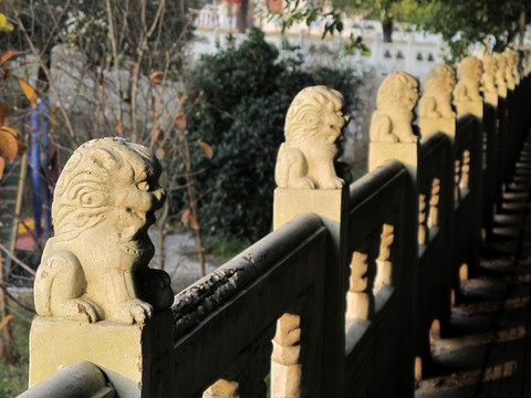 石獅子