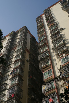 牢籠建筑