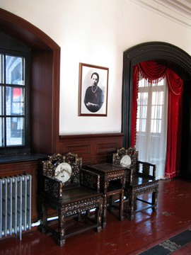 室內(nèi)陳設(shè)