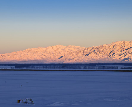 雪山