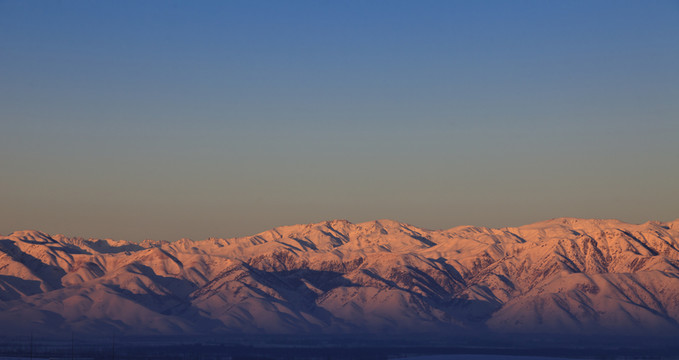 雪山夕照