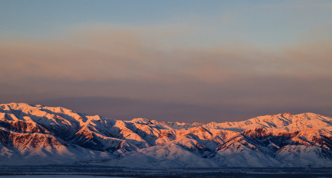 雪山夕照