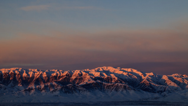 雪山 夕陽