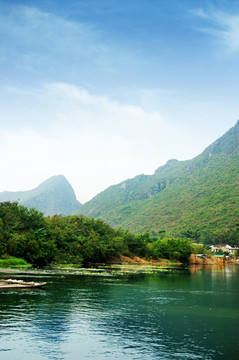 陽(yáng)朔遇龍河風(fēng)光