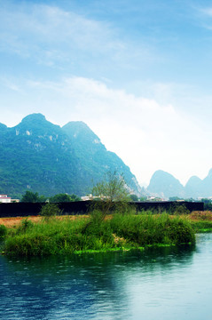 陽(yáng)朔遇龍河風(fēng)光