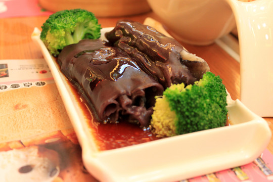 紫米魚(yú)柳腸