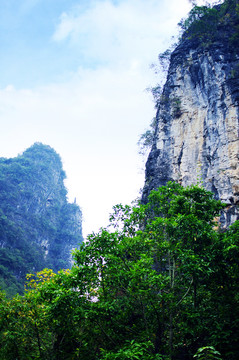聚龍?zhí)?山景