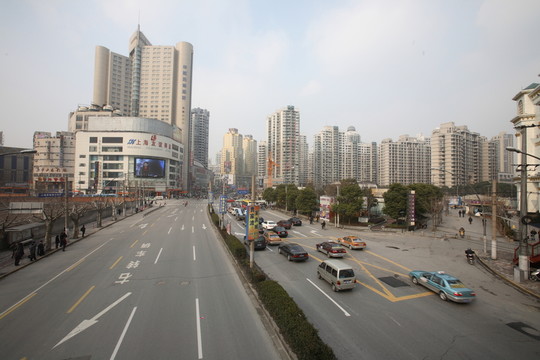都市