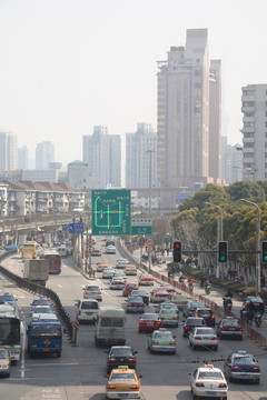 都市