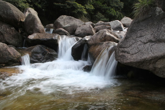 山水溪水奇石山泉瀑布