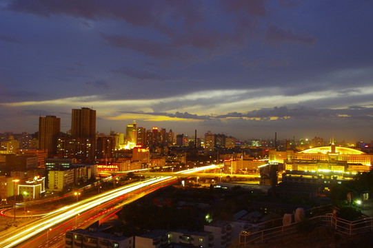 車河 烏魯木齊夜景