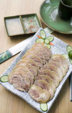 肘子灌腸