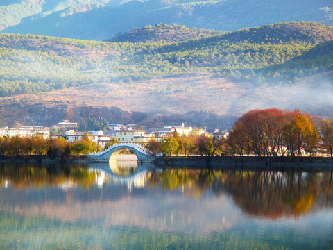 麗江村落 美景