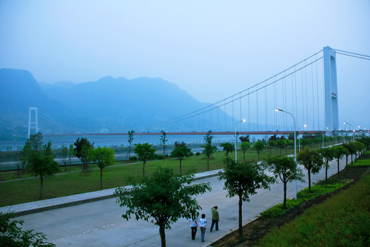 西陵長江大橋