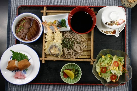 炸蝦冷面
