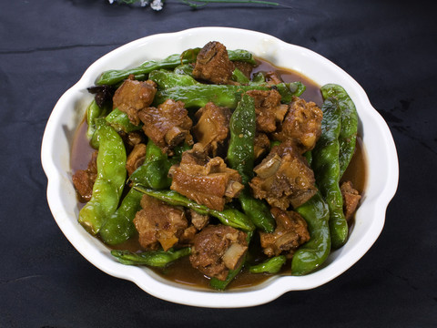 豆角燉排骨