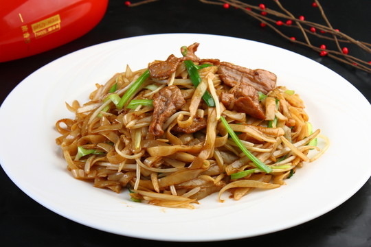 炒牛河 炒河粉