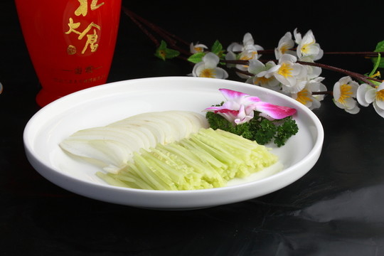 澇汁魚肚 黃瓜 洋蔥