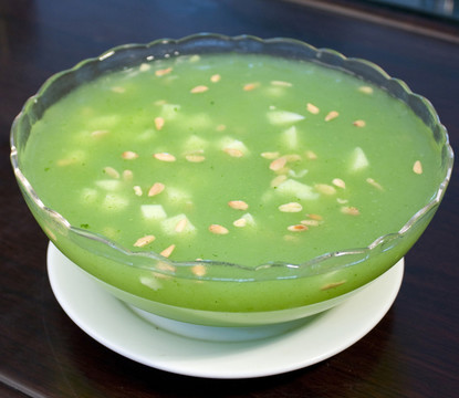 松仁黃瓜羹