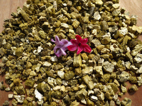 木屑上的小花