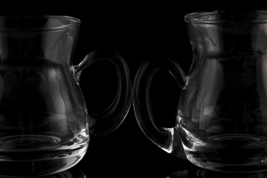 玻璃杯