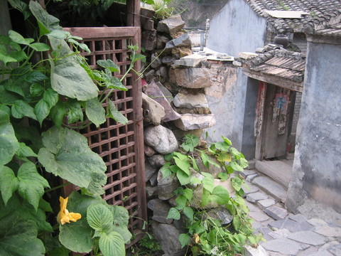 爨底下 靈水
