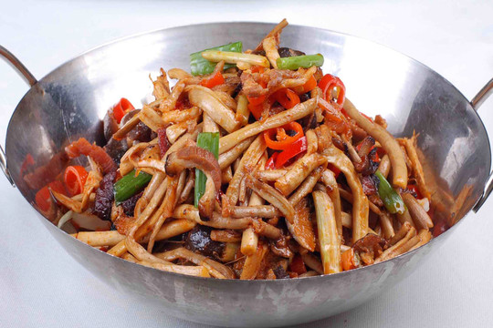 干鍋茶樹(shù)菇