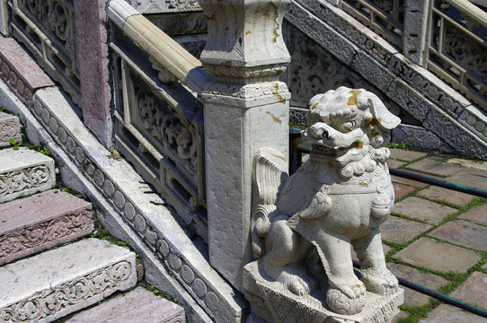 石獅子