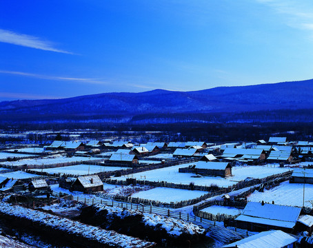 村莊雪景
