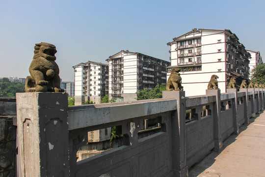 瓷器口