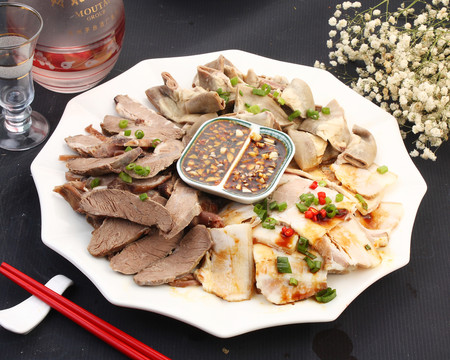 鄉(xiāng)村蒸三樣