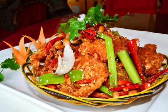 鍋巴魚(yú)