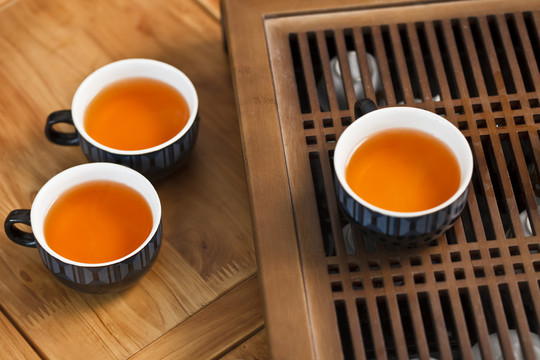 品茶