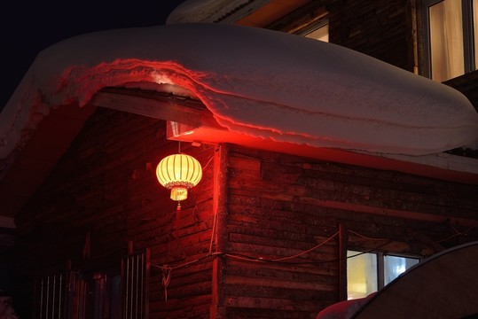 雪鄉(xiāng)夜景