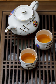 品茶