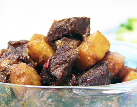 土豆燒牛肉